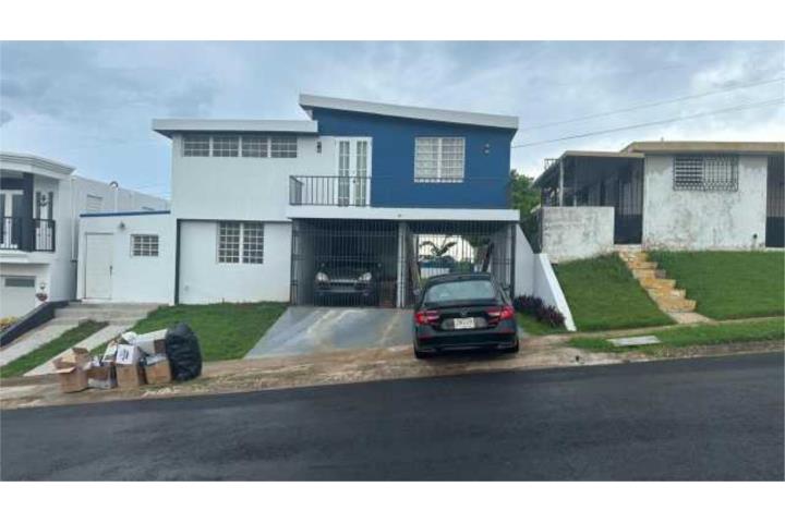 Casa dos niveles y apartaestudio en Mayaguez