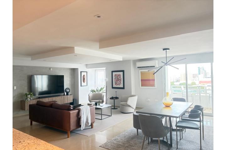 Unrivaled View & Urban Luxury!
