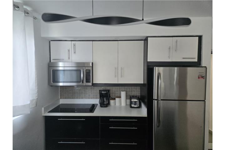 Cond.El Centro 1 3h-2b-1pkg $215k