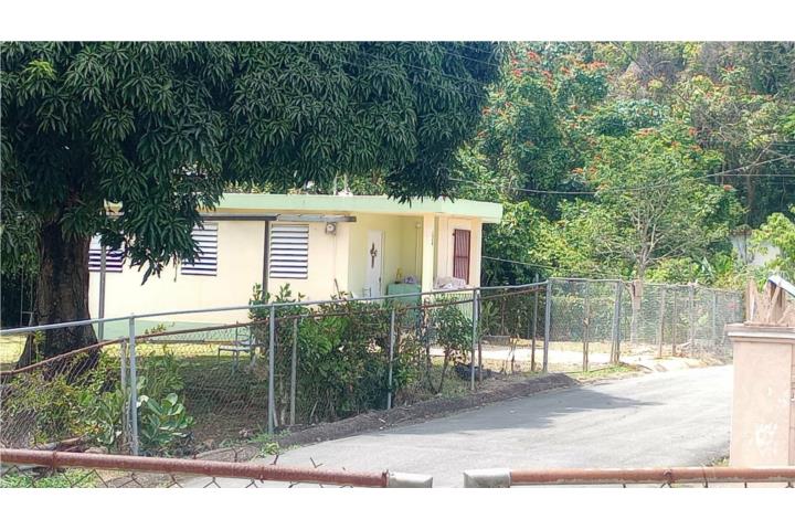 CASA UBICADA EN EL BO. MONTE BELLO EN MANATI