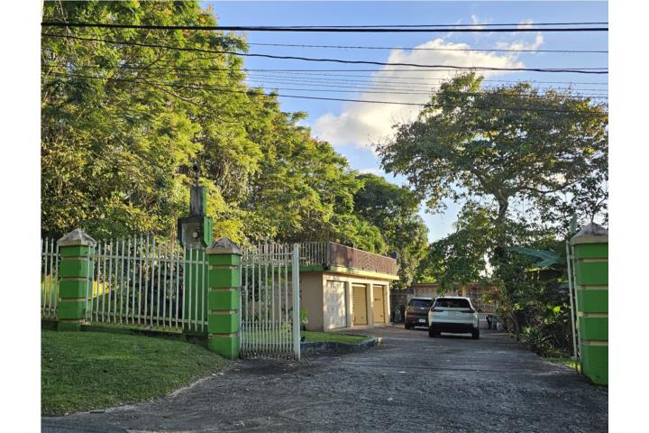 Espaciosa Propiedad en Rio Grande