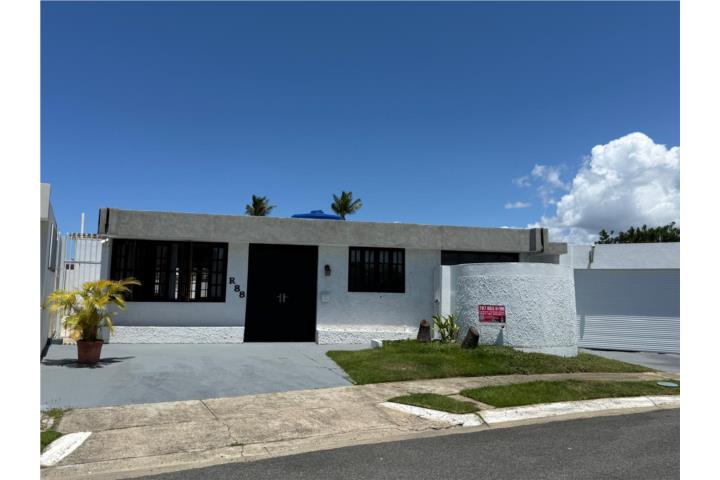 Propiedad en Urb. Venecia Open House 16 Mayo