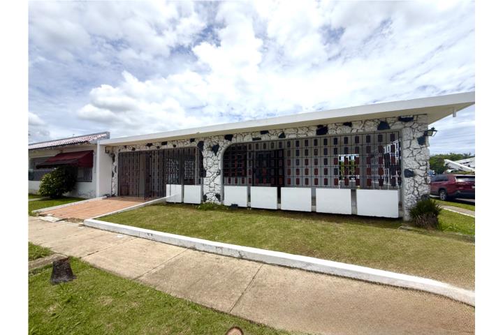3/2.5 Casa Esquina Loíza Valley Canóvanas