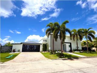 COMPLETELY REMODLED! NEW IN MARKET!