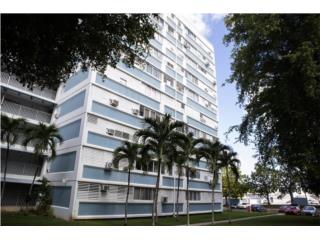 Los Almendros Plaza
