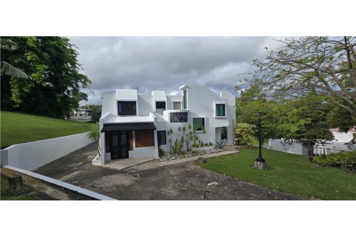 Recidencia Barrio Cerro Gordo Bayamon