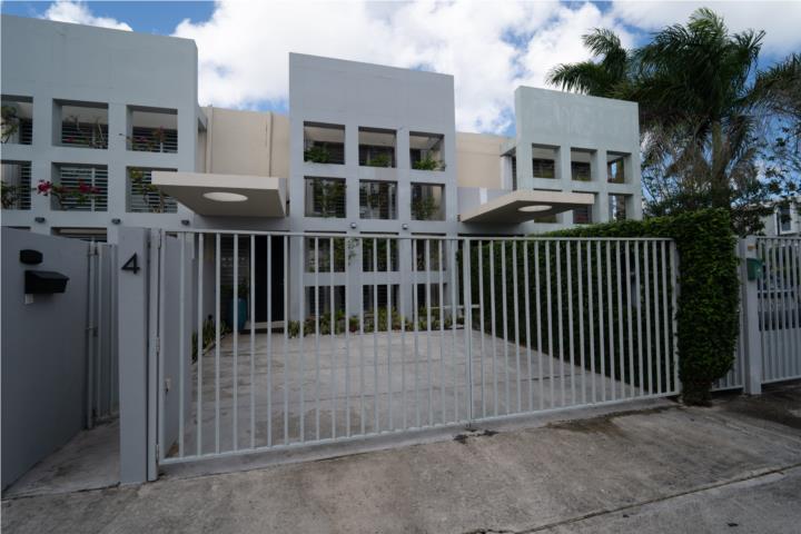 Townhouse en University Gardens, 339000