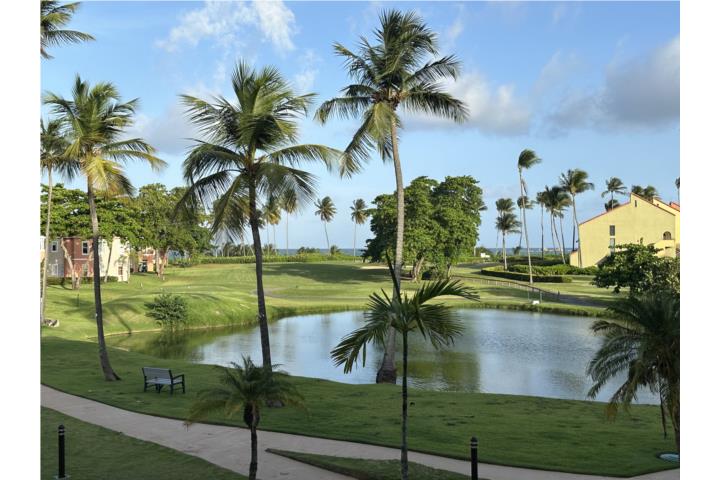 ¡Único! Con vista al mar y campo de golf