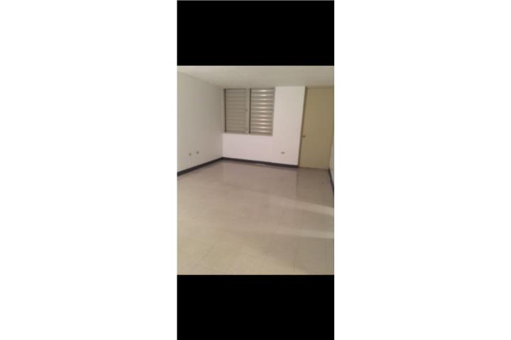Se vende apartamento 3 cuartos 1 baño torres