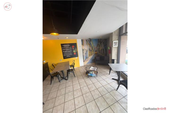 SE VENDE LLAVE NEGOCIO AV ESMERALDA, GUAYNABO