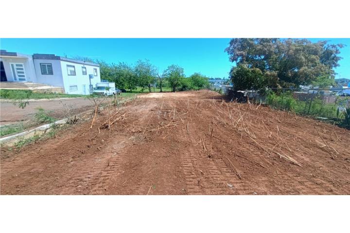 Se Vende Hermoso Solar con agua y luz soterra