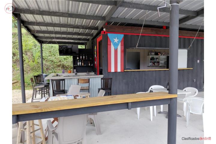 Commercial in Arenas, Cidra
