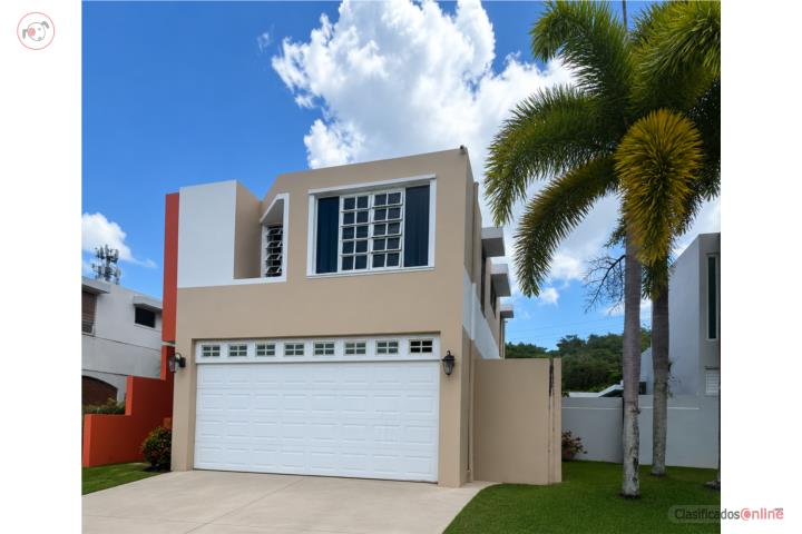 House in Jardines De Casablanca, Toa Alta