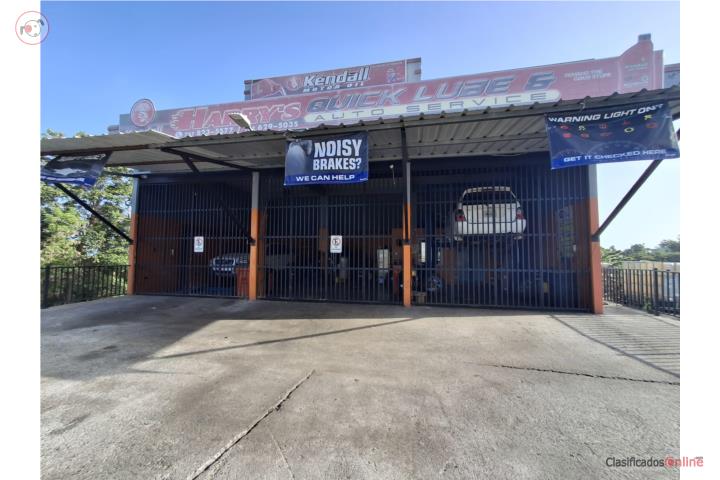 Venta Edif. Comercial con 3 Negocios Activos