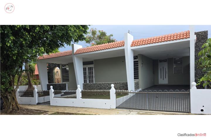 House in El Retiro, Quebradillas