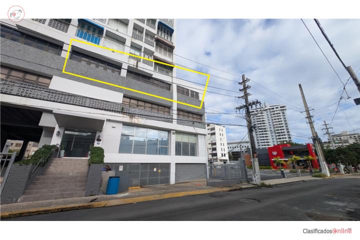 Commercial in Pico Center, San Juan - Río Piedras