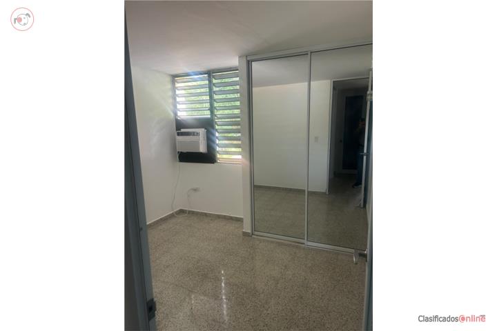 Apartamento de 3 Cuartos 1 Banos 1 Estacionam