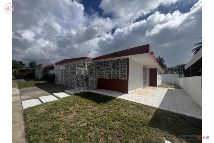 House in Vista Alegre, Ponce