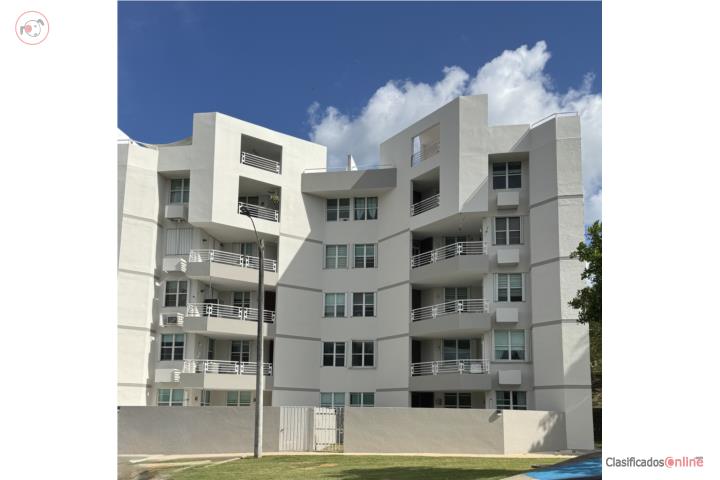 Apartment in Balcones De Monte Real, Carolina