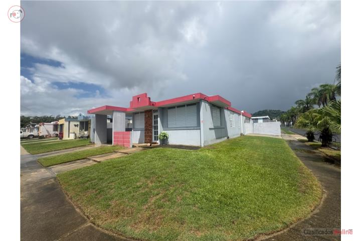 House in Aguacate, Yabucoa
