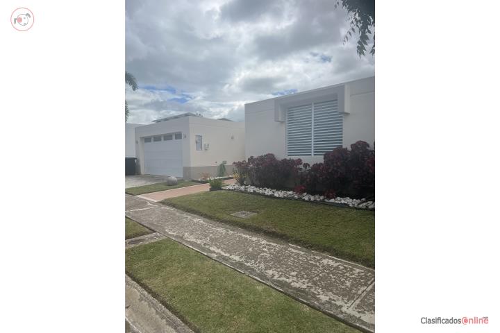 House in Paraiso De Coamo, Coamo