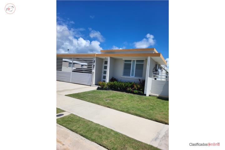 House in Palacios del Mar, Humacao