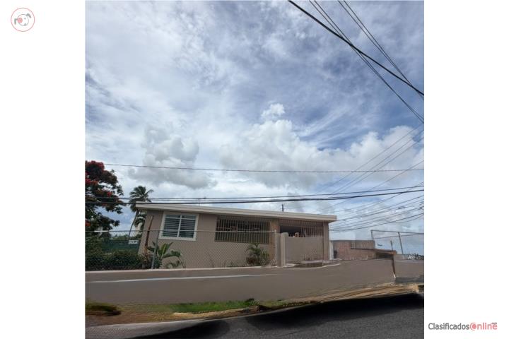 House in Frailes, Guaynabo