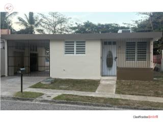 Casa en Urbanización Alturas de Yauco
