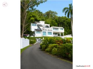 7-bedroom, 5.5-bath residence in Guay...