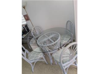 Juego comedor de rattan