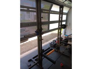 Smith machine/ squat rack 