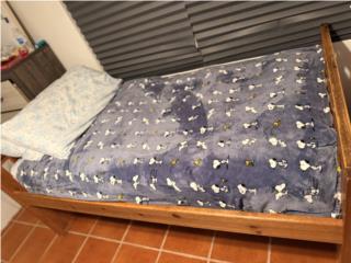 Cama TWIN en Madera incluye Mattress con poco