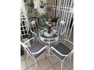 Mesa de hierro para patio o terraza, Puerto Rico