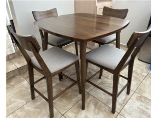 Juego de Comedor, Puerto Rico