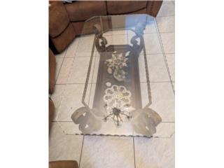 Se vende mesa de centro, Puerto Rico
