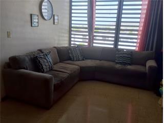 Mueble sectional , Puerto Rico