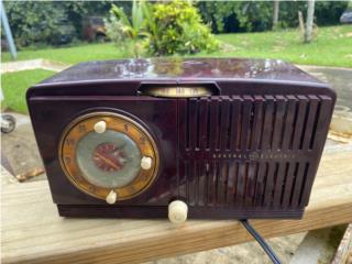 Radio de tubos antiguo 1940s, Puerto Rico