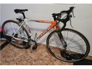 Road Bike Trek side Small 