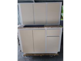 NUEVO DE PAQUETE! GABINETE 4' PVC  $500.00