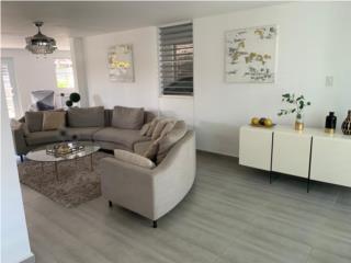 Mueble con ottoman includo de Viva Carpets, Puerto Rico