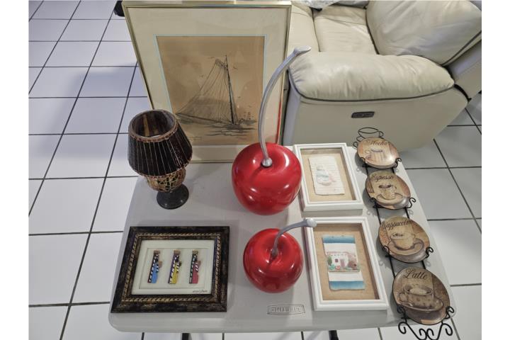 Grupo de figuras decorativas para el hogar