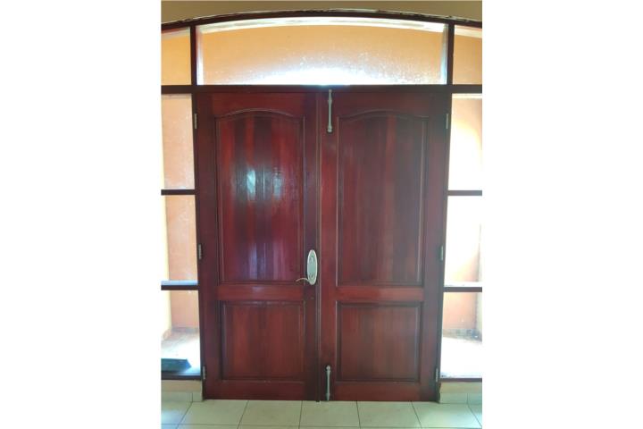 Puerta Puerta doble de madera solida