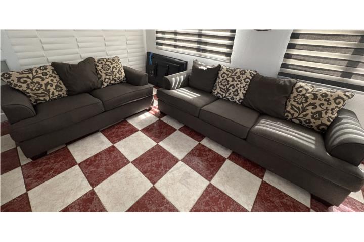 Set de muebles como nuevo aprovecha
