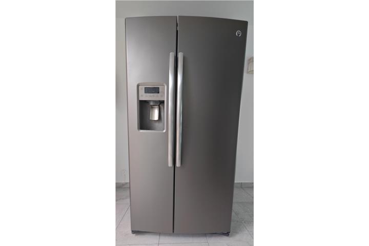 Nevera GE 25 side by side