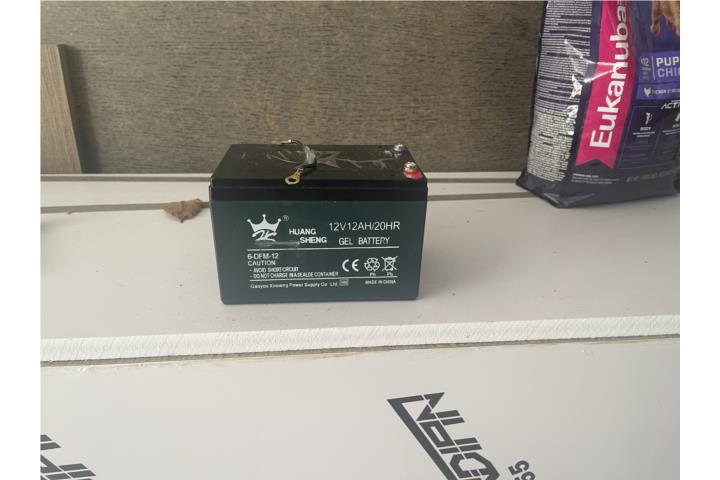 Baterías Gel (2) $90.00 12v/12AH New