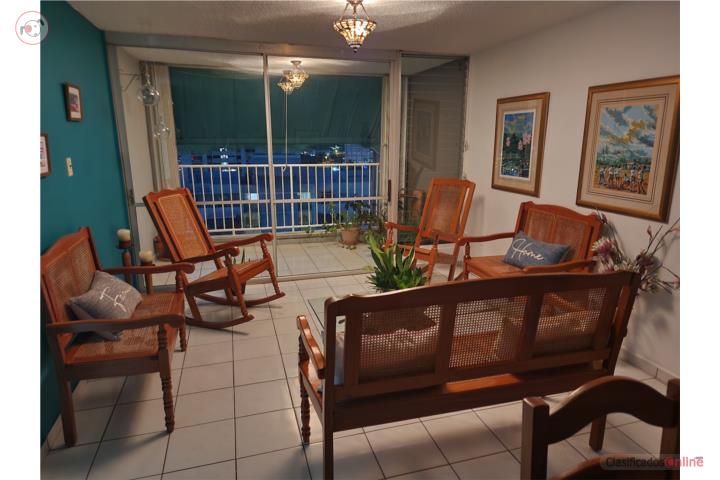Juego de sala artesanal, madera capa prieto, Puerto Rico