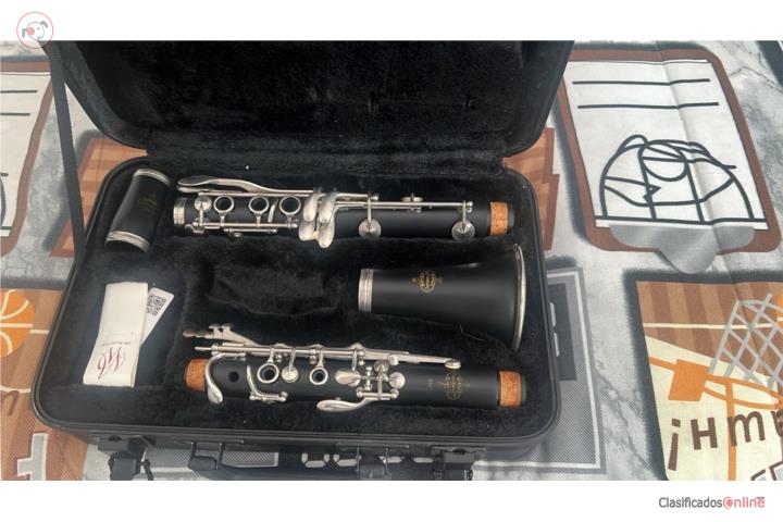 Se vende Clarinete Buffet Cramfom A Paris, Puerto Rico