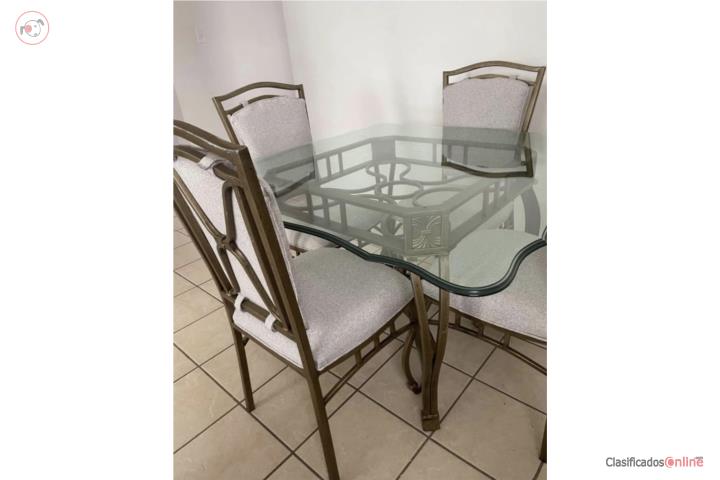 Juego de comedor, Puerto Rico