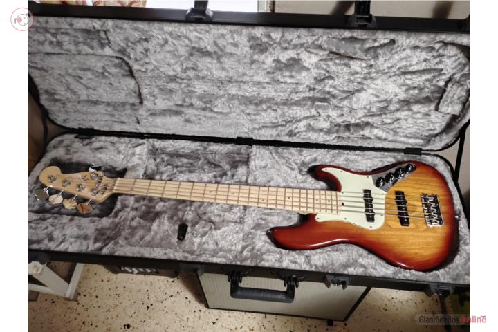 Bajo Fender Jazz Bass Delux V sunburt 2008, Puerto Rico
