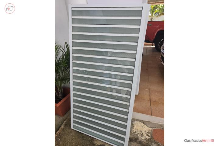 Dos Ventanas aluminio Seguridad con screens, Puerto Rico